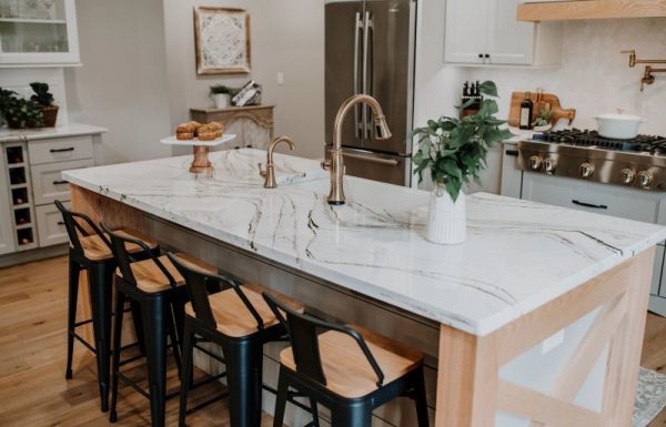 Clovelly_Cambria_Island