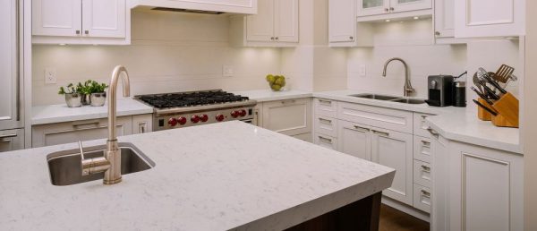 carrara-lumos-qquartz_kitchen