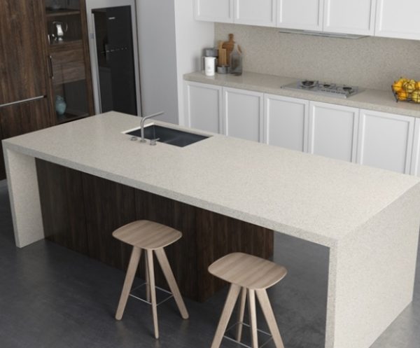 CrystalZebra_Vicostone_Waterfall